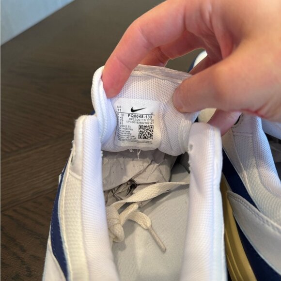 Men’s Nike Air Max 1 - Picture 4 of 4